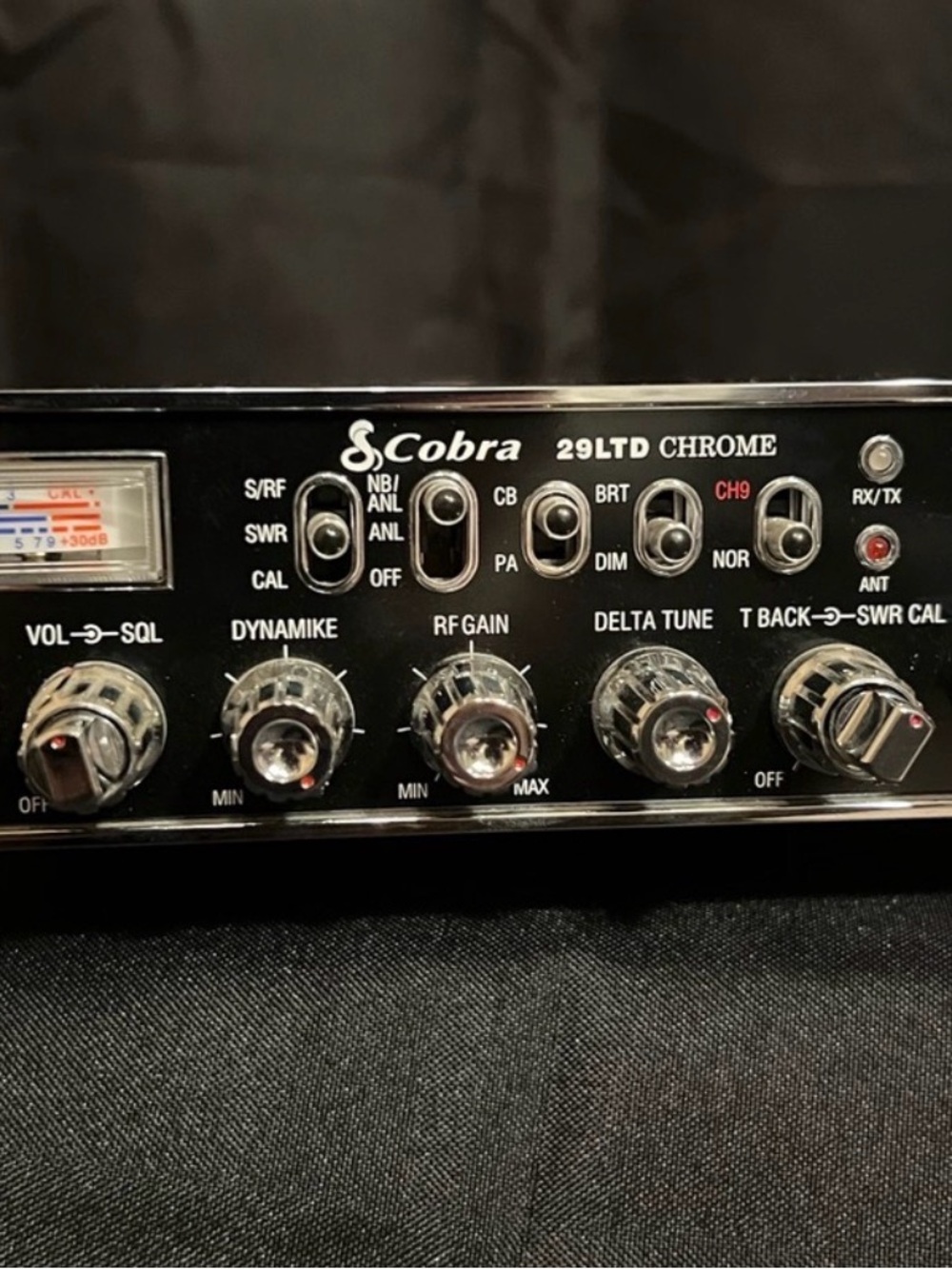 Cobra 29 LTD Chrome Professional CB Radio with Microphone - Picture 2 of 14